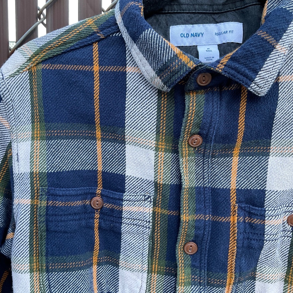 Heavy + Thick Button Down Flannel🌲☀️